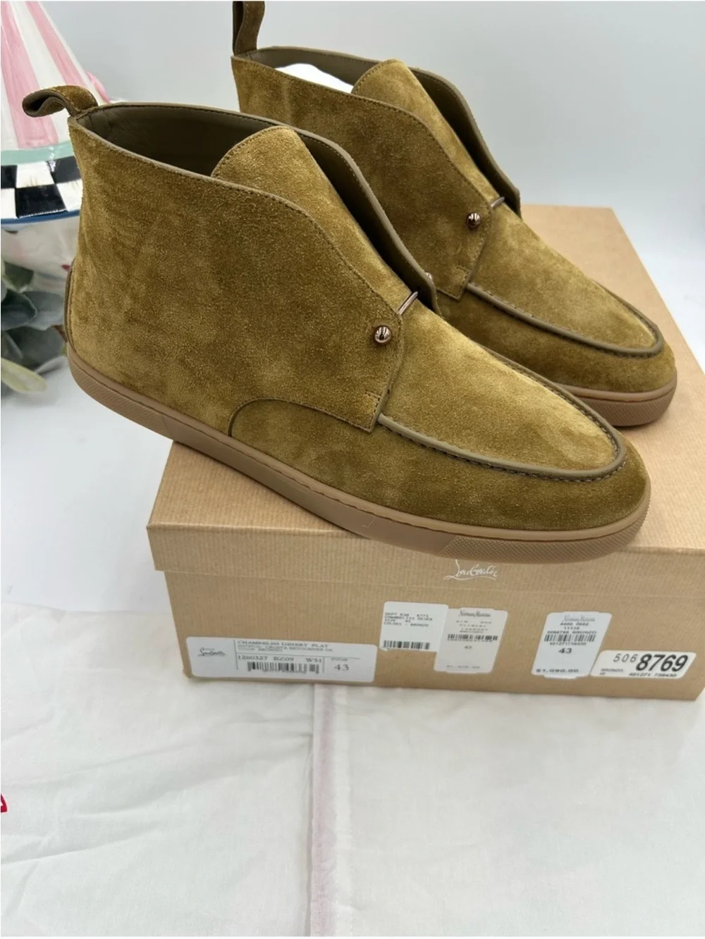 Men’s Christian Louboutin CHAMBELISS desert suede boots size 43 made in Italy